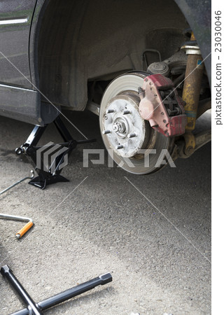 Tire exchange Tire exchange 23030046