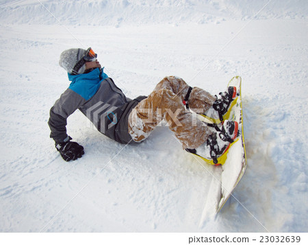 滑雪板摔倒 23032639