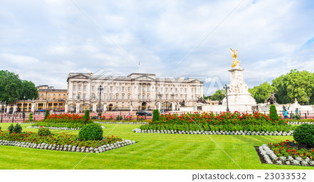 London Buckingham Palace 23033532