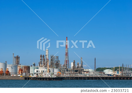 Petroleum refinery Petroleum refinery 23033721