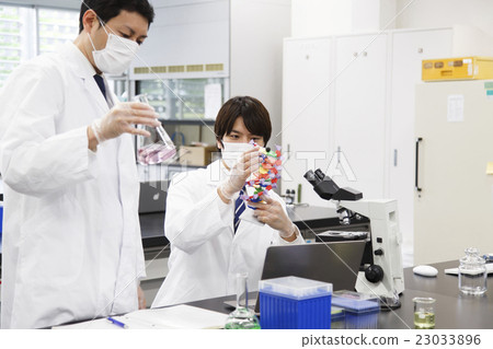 研究科學生化科學基因DNA實驗科學家化學家 23033896