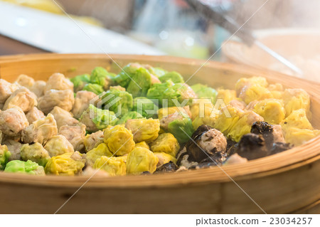 Chinese Steamed Dumpling in pot 23034257