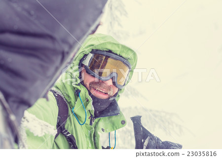 Winter hike 23035816