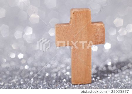 Wooden Cross 23035877
