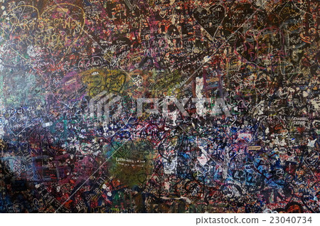 朱麗葉的塗鴉 23040734