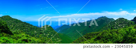 Panorama of the fresh green Unzen yamaboshi Panorama of the fresh green Unzen yamaboshi 23045859