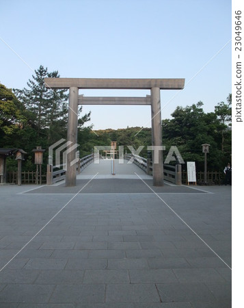 伊勢神宮宇治橋鳥居伊勢市 23049646