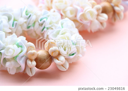 Hawaiian Ribbon Bracelet Hawaiian Ribbon Bracelet 23049816