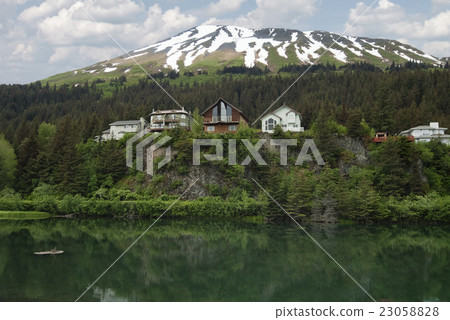 Wooden houses on Cliff View Place 23058828
