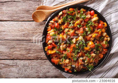 Steamed vegetables 23064016