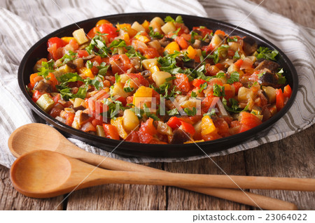 Steamed vegetables 23064022