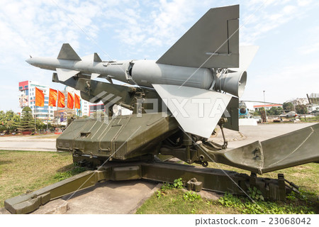 越南戰爭期間北越軍使用的地對空導彈(SA-2指南)的S-75導彈 越南戰爭期間北越軍使用的地對空導彈(SA-2指南)的S-75導彈 23068042