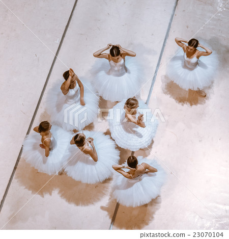 The seven ballerinas on floor The seven ballerinas on floor 23070104