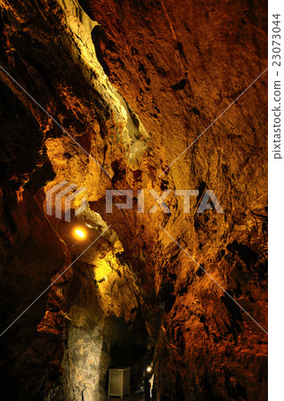 靜岡縣龍眼洞洞窟 23073044