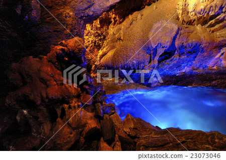 靜岡縣龍眼洞洞窟 23073046