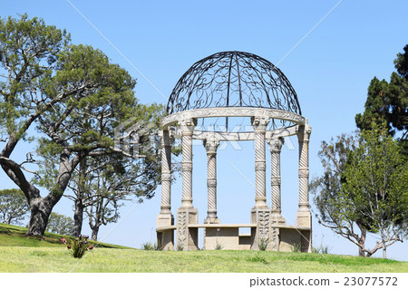 山上的涼亭，西方的空間 23077572