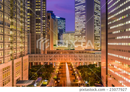 Shinjuku Cityscape 23077927