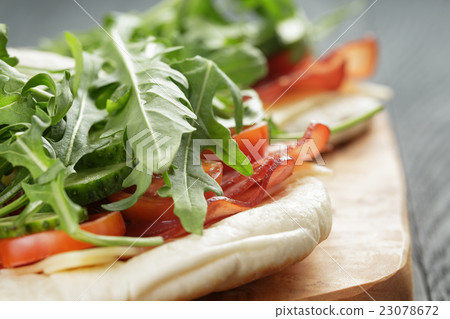 rustic sandwiches with ham arugula and tomatoes rustic sandwiches with ham arugula and tomatoes 23078672
