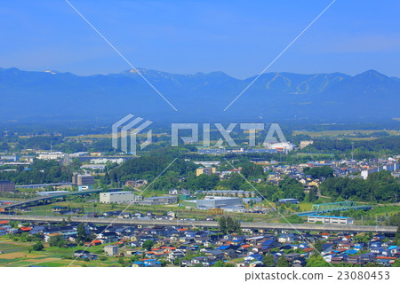 Kitakami city area of fresh green 23080453