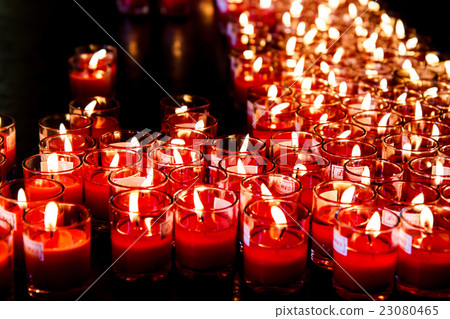 Several candles 23080465