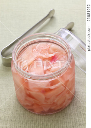 Pickled fresh ginger with sweet and vinegar Pickled fresh ginger with sweet and vinegar 23081952