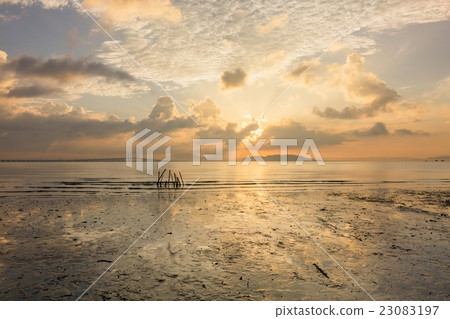 Sunrise and sunset in George Town, Penang Malaysia Sunrise and sunset in George Town, Penang Malaysia 23083197
