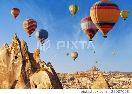 Hot air ballooning near Uchisar castle, Cappadocia 23087068