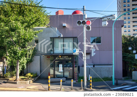 Ebisu 4-chome police box 23089021