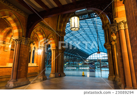 London St. Pancras Station London St. Pancras Station 23089294