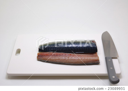 三個鯖魚下來 23089931