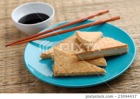 Roasted tofu Roasted tofu 23094437