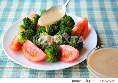 Dressing salad 23098080