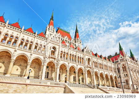 Hungarian Parliament close-up. Budapest. Hungarian Parliament close-up. Budapest. 23098969