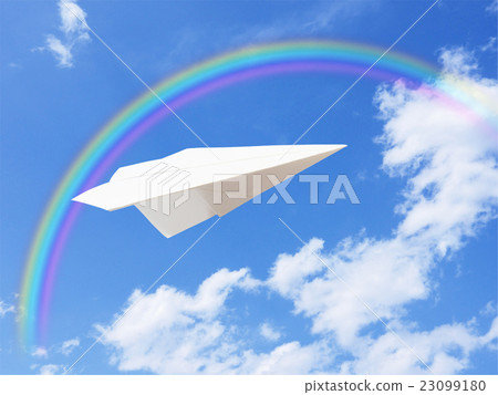 紙飛機和雲彩和彩虹 23099180