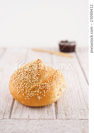 Fresh Sesame Bun Fresh Sesame Bun 23099412