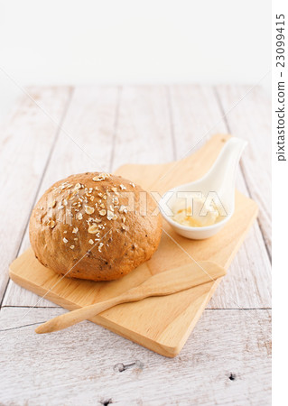 Fresh Muesli Bun Fresh Muesli Bun 23099415