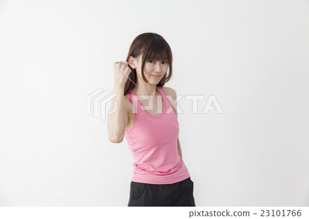 Image of women in their twenties 23101766