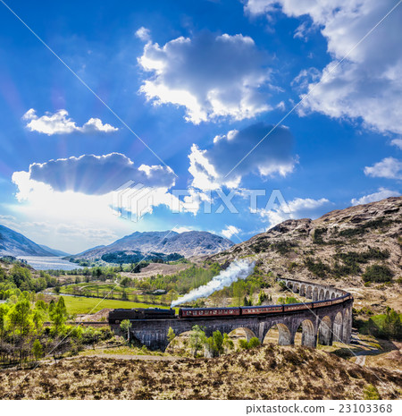 Glenfinnan Railway Viaduct in Scotland with train 23103368