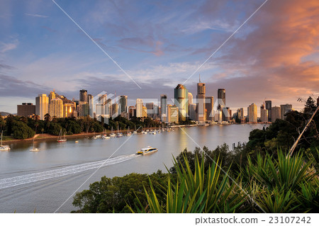 Australia Landscape : Brisbane riverside 23107242