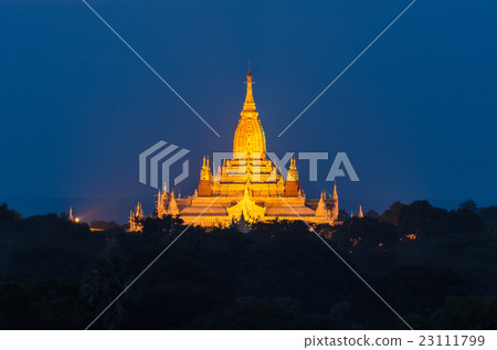 Ancient Ananda Pagoda at twilight, Bagan(Pagan) Ancient Ananda Pagoda at twilight, Bagan(Pagan) 23111799