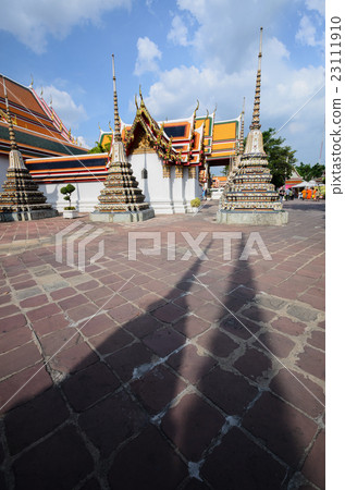 Pagoda shadow, Wat pho, Bangkok, Thailand 23111910