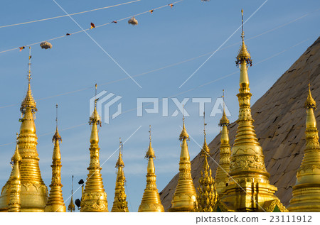 Golden stupa of Shwedagon Pagoda at twilight. 23111912