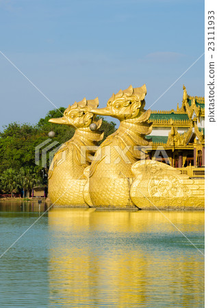 Karaweik bird, Prow of floating Karaweik palace Karaweik bird, Prow of floating Karaweik palace 23111933