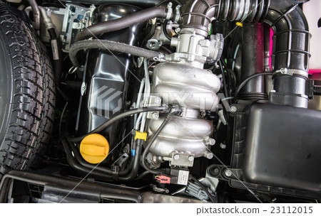 Closeup photo of clean motor block 23112015