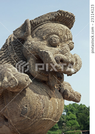 Temple Carving 23114123