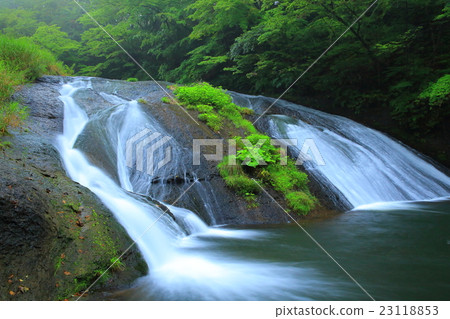 Kamabuchi，花卷市的瀑布 23118853