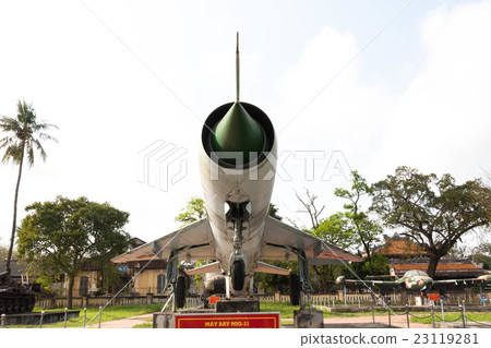 在越南戰爭期間由越南軍隊使用的前蘇聯製造的Mig 21戰鬥機 在越南戰爭期間由越南軍隊使用的前蘇聯製造的Mig 21戰鬥機 23119281