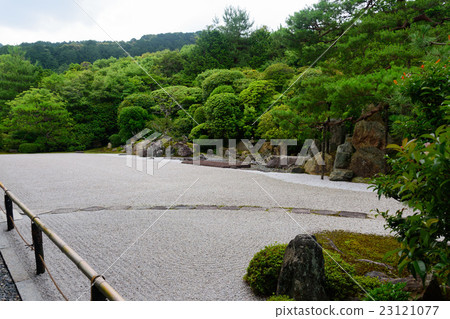Kannon Tsurugame garden 23121077