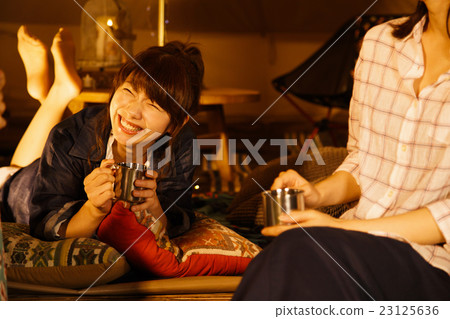 Camping outdoor tent female night friend friend Camping outdoor tent female night friend friend 23125636