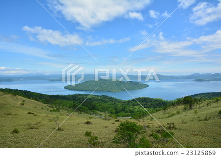 Kussharoko lake seen from Miotoro Pass Hokkaido Kussharoko lake seen from Miotoro Pass Hokkaido 23125869